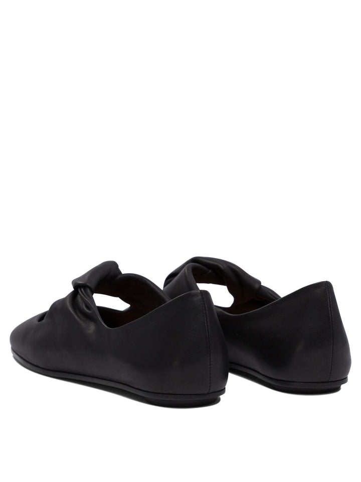 Alexander Mcqueen Twisted Detail Ballet Flats Ballerinas - Nero | cd2f16a8d0c6085a7bcc4905bae6ede2e25f2e19