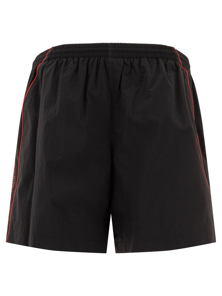 Balenciaga Short With Logo Shorts - Nero | c0e4970f6c0837cf046195155b5e137e8ea4fb8b