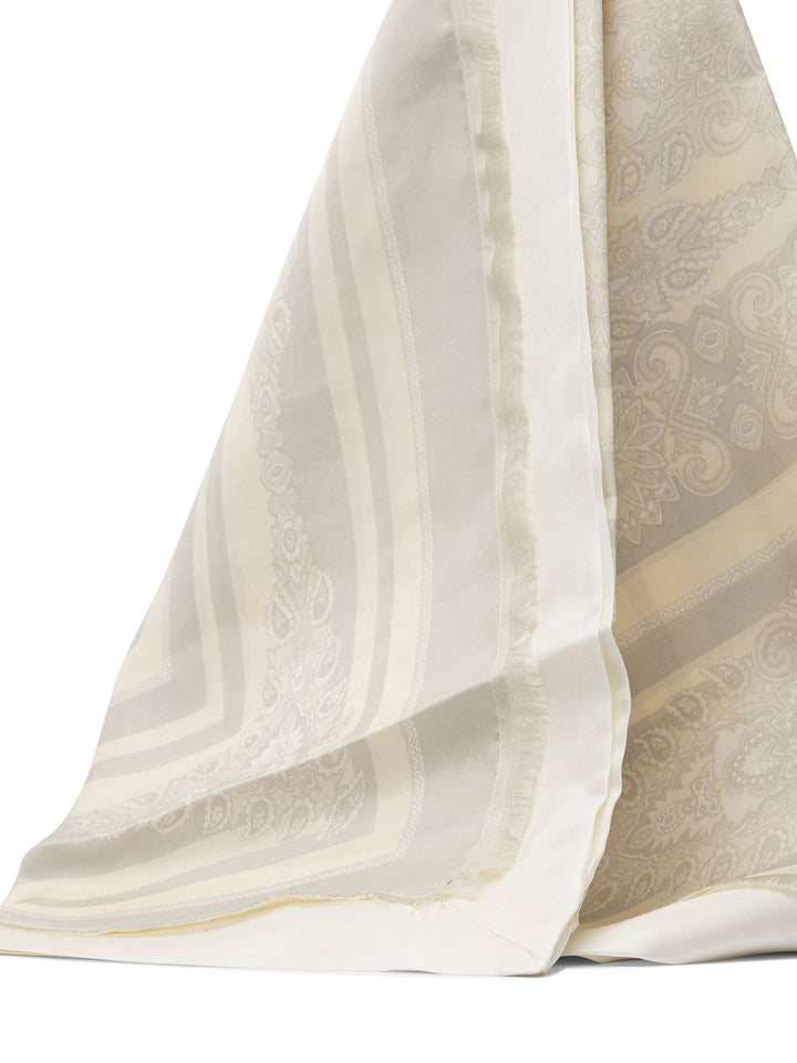 Etro Printed Silk Scarf Sciarpe & Foulard - Bianco | 171672f1e62312b9de42d663daaebf4a23bfe14a