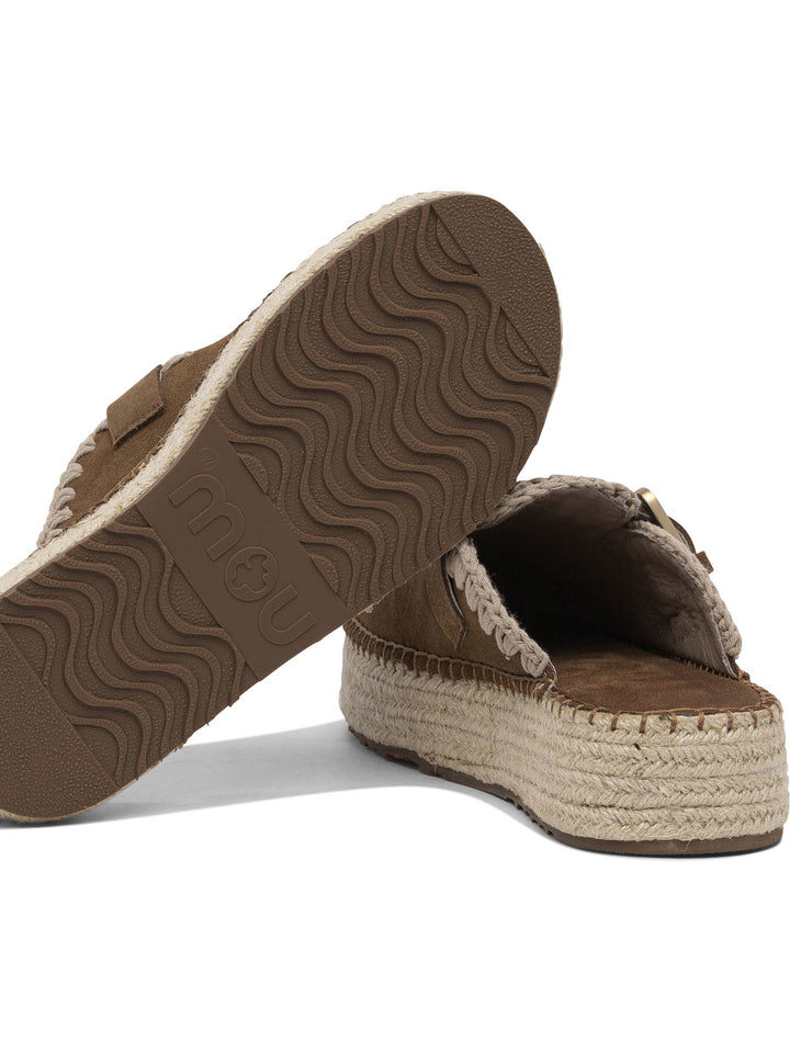 Mou  Loafers & Slippers - Marrone | ac102e24245bb881cd8d53142765b6a928e26e5c