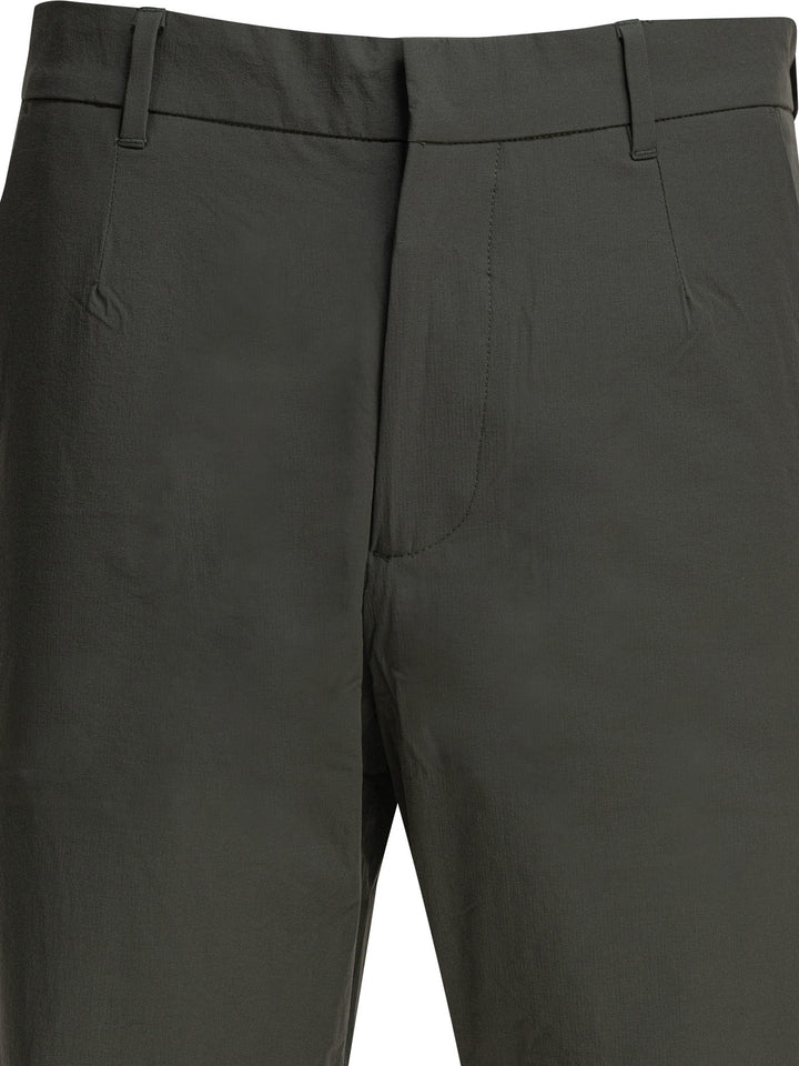 Norse Projects Aaren Travel Light Trousers - Verde | 7a20bdbff242bb0d0712105473e38fbeb10ce8a6