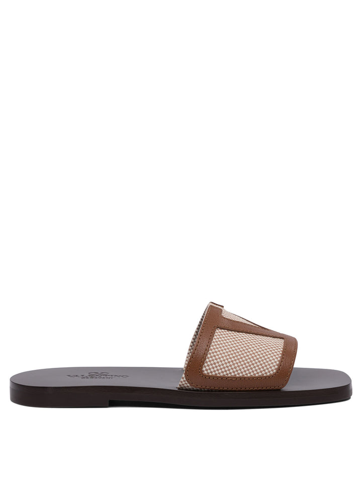 Valentino Garavani Viva Superstar Sandali - Beige | 62e93f7cdffe55cad4696ca598f00f90745709db