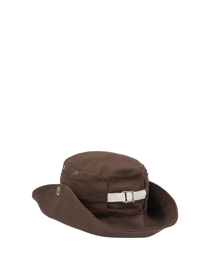 Jacquemus De-Nîmes Cappelli - Marrone | 64906a254ed53450d0d47f6c65666b7a1352aef9