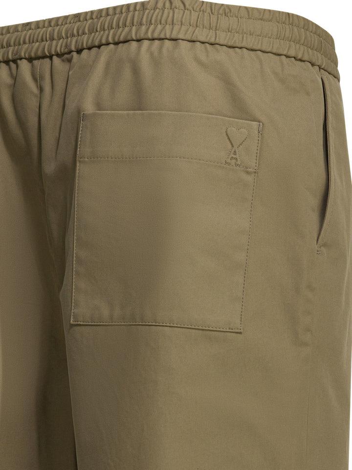 Ami Paris Ami De Coeur Shorts - Beige | 640da34dae1302fa44d084de57ea767bbcaa338f