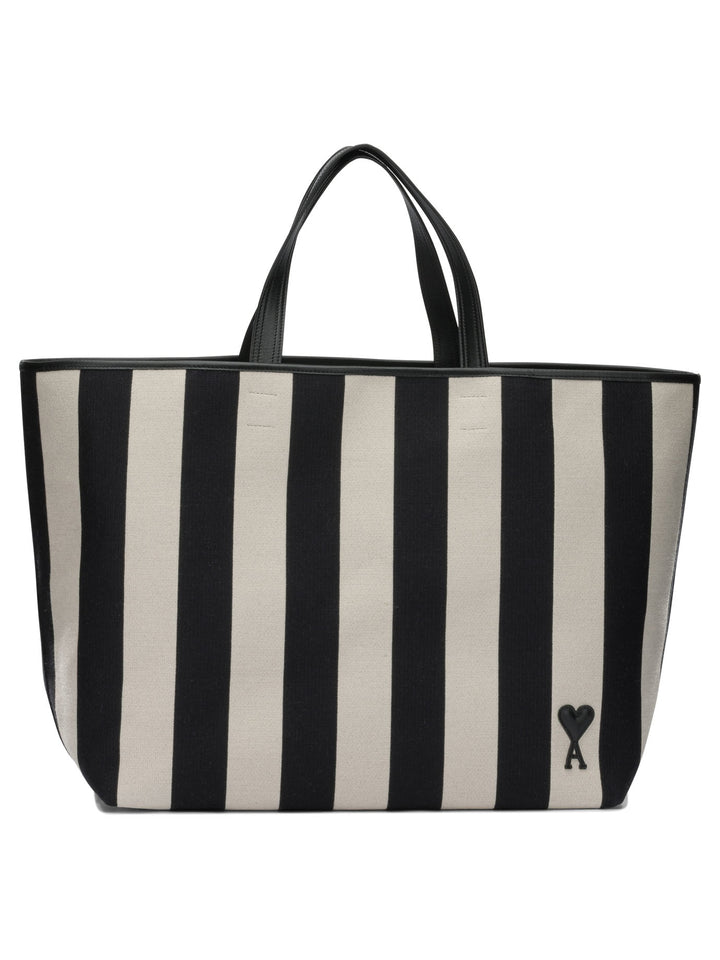 Ami Paris Ami De Coeur Borse a Spalla e Tracolla - Nero | 489072884fa8d608f1107228a767af74dd8dd8bc