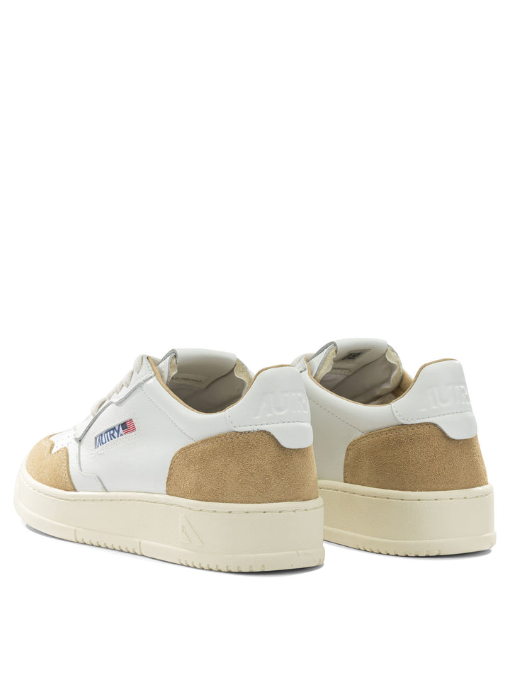 Autry Medalist Low Sneakers & Slip-On - Bianco | 960eb6af6862395403c3579e91c354c4d416a05f