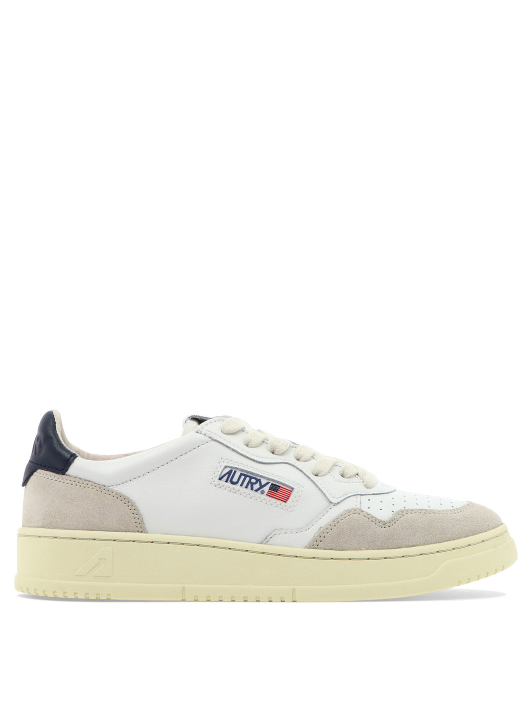 Autry Medalist Low Sneakers & Slip-On - Bianco | decabdd36ad19ec8d76ebda67a5840e6ae588d11