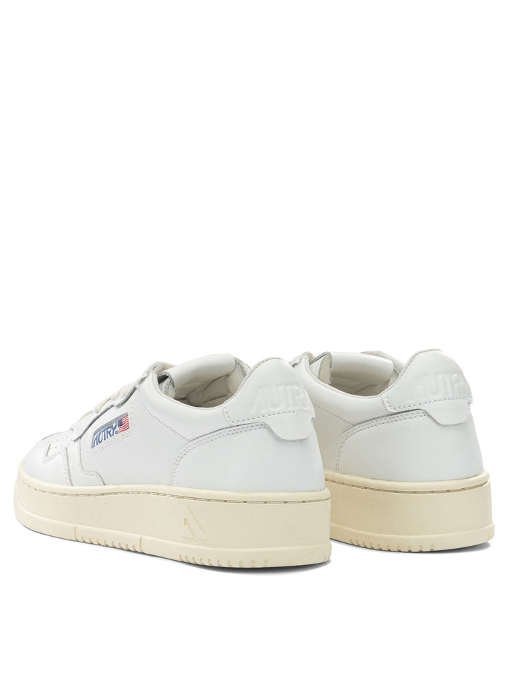 Autry Medalist Low Sneakers & Slip-On - Bianco | 8706ce4389b02f077628331fa8dda15e80d494e9