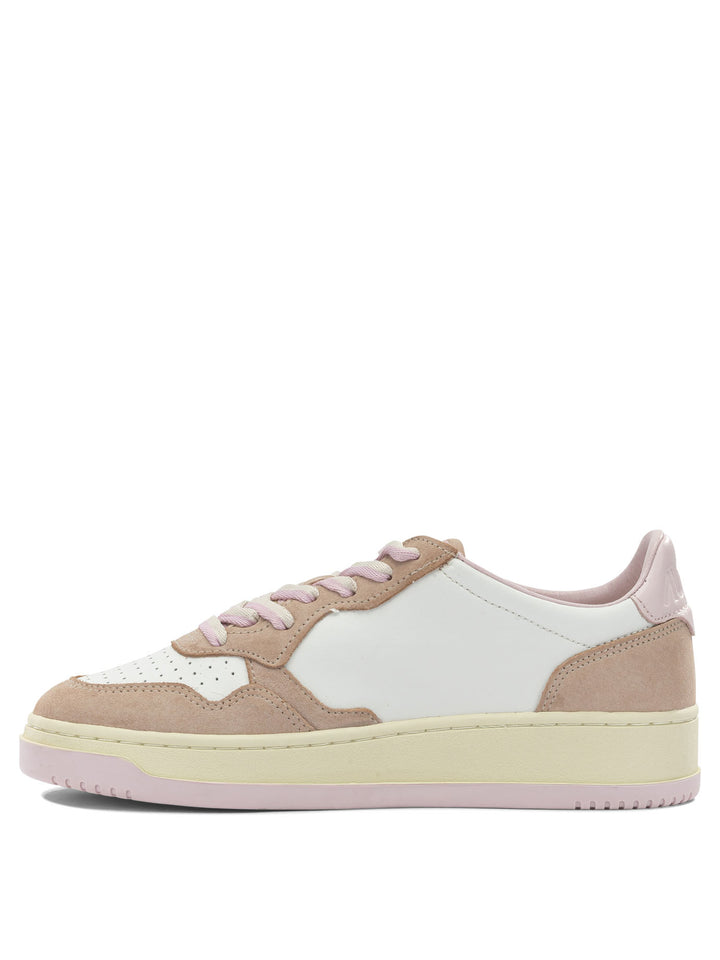 Autry Medalist Low Sneakers & Slip-On - Rosa | 949c5a30812fd9a691b30297a3d91610ad3f5975