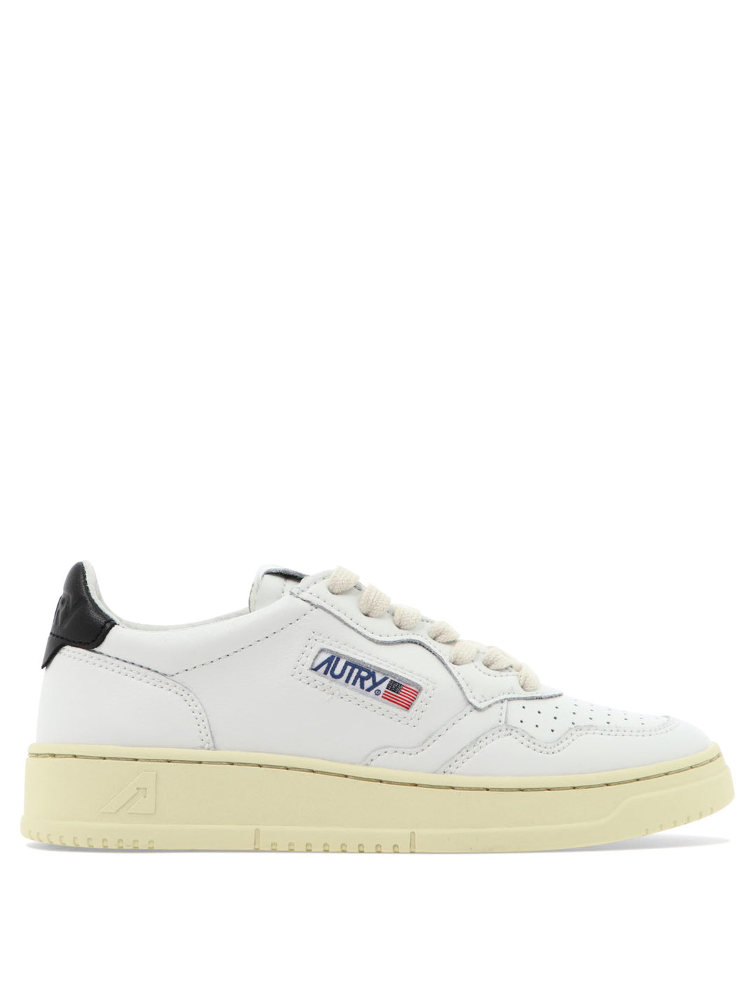Autry Medalist Low Sneakers & Slip-On - Bianco | 82214f22843e41f337ccd2b6627bbcf88b304b0c