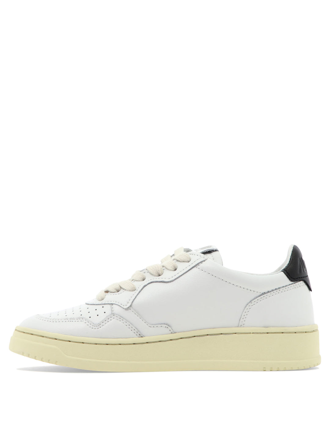 Autry Medalist Low Sneakers & Slip-On - Bianco | cd5055ccd47d5b675f00faeaa94b4d480fe775c1