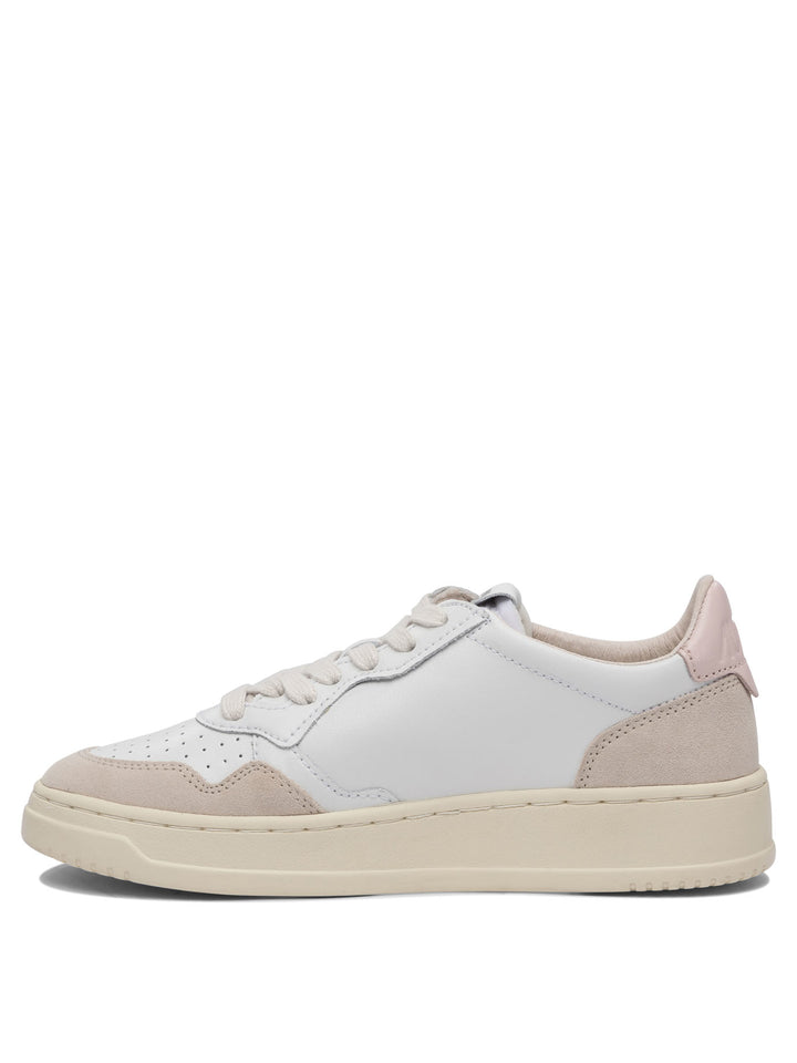 Autry Medalist Low Sneakers & Slip-On - Bianco | 88dafd9e45c41bde5ab5d3d4fb5fd14d0a9a73a7