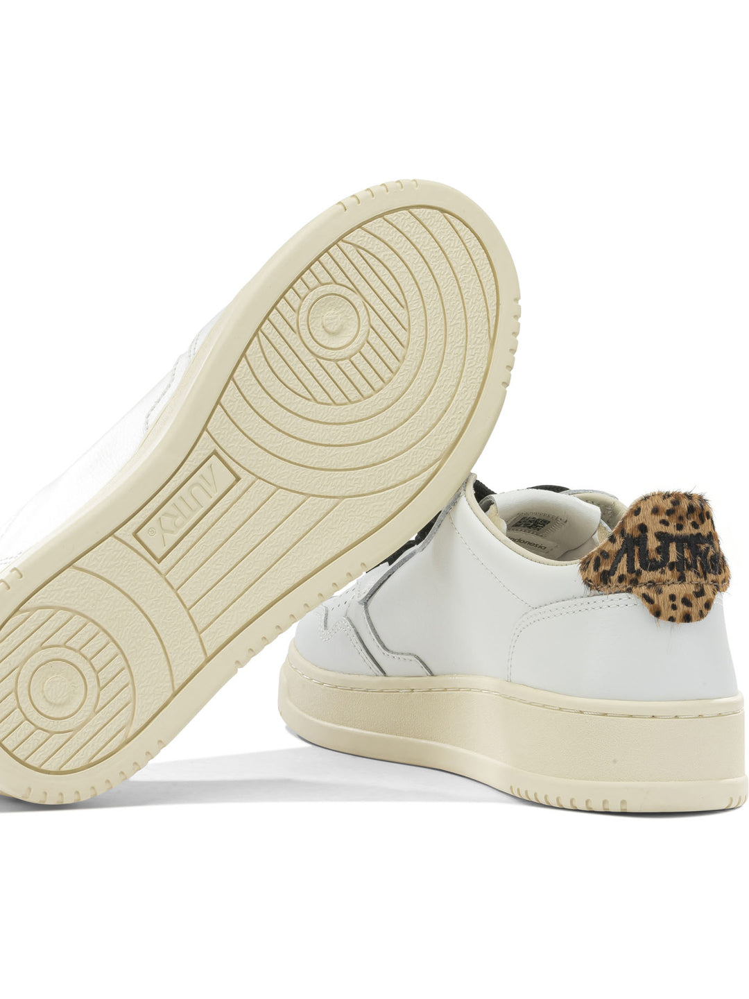 Autry Medalist Low Sneakers & Slip-On - Bianco | 2a0a226cb0e4554ec7142c739698d94c739f52ca