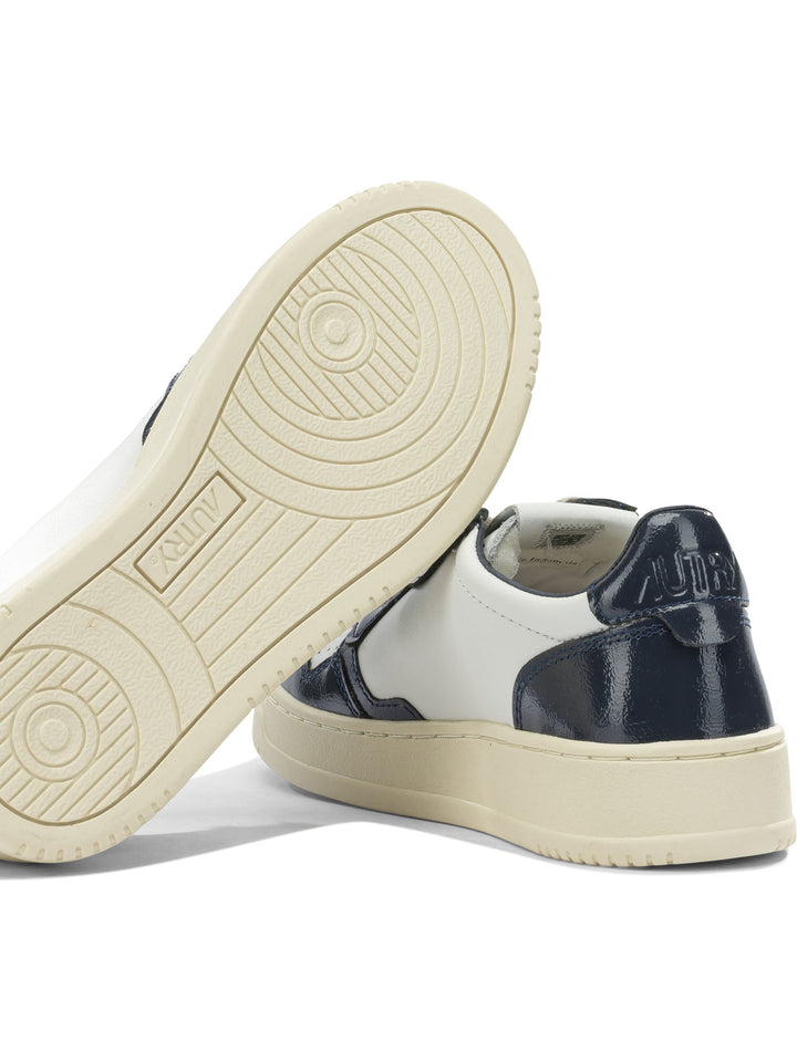 Autry Medalist Low Sneakers & Slip-On - Blu | c5b43444920b4cad8ee2d4626ece45ba9a080c3a