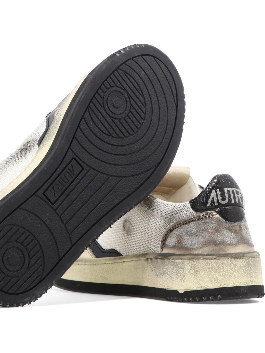 Autry Medalist Low Super Vintage Sneakers & Slip-On - Oro | 43544eea2a4f9a3743c172583b2fd4233a59dbc1