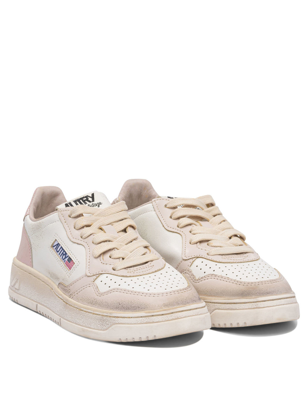 Autry Medalist Low Super Vintage Sneakers & Slip-On - Rosa | c7babb0f49c875a1c127fffa21fd1b27423d11a3