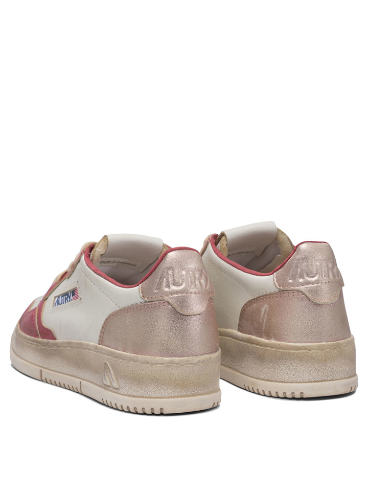 Autry Medalist Low Super Vintage Sneakers & Slip-On - Rosso | 81903d53d4e0cc665f305e0b7220f36652e47702