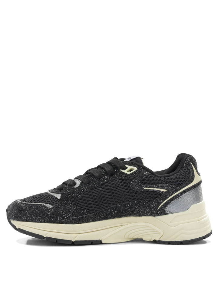 Autry Hyperway Sneakers & Slip-On - Nero | dc61e9bc1c1b960a7710f64915ba111f14cab7dc