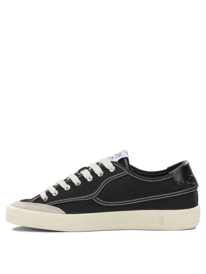 Autry Windscape Low Sneakers & Slip-On - Nero | 46fa25842562db051f0dd8f9e0ff6dbecab2a253