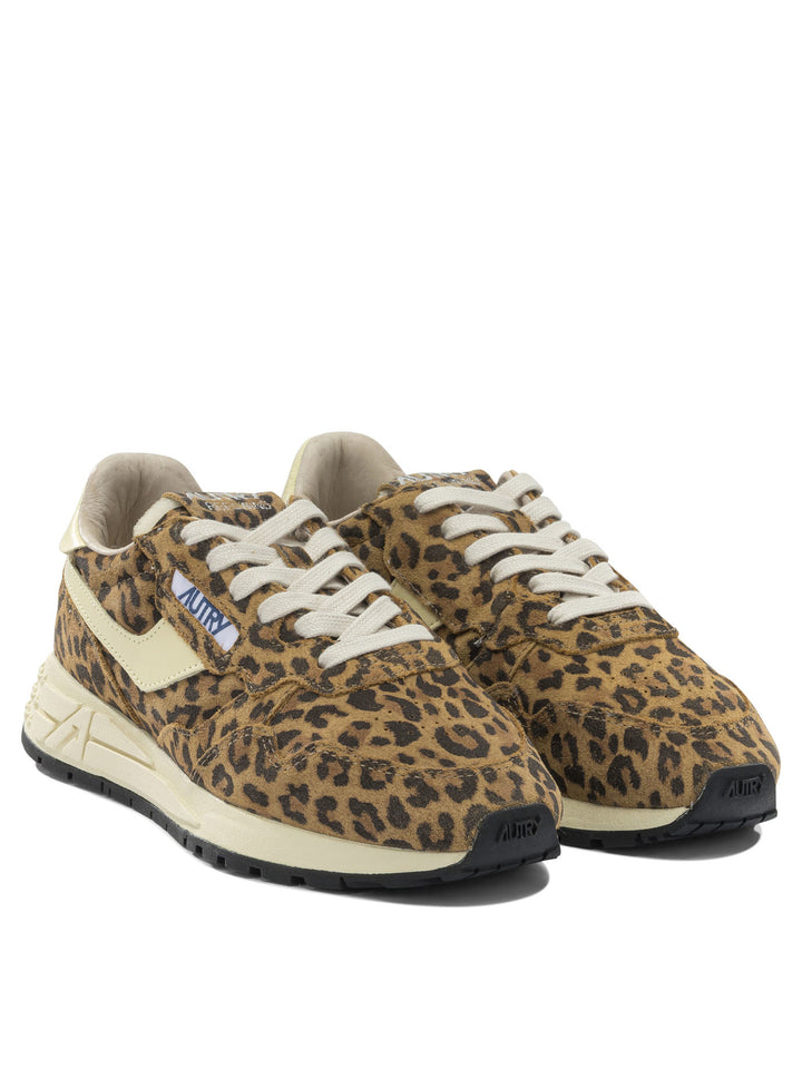 Autry Reelwind Low Sneakers & Slip-On - Marrone | e652f339fb4e81f1d8fc68256a5bb015f43e4aaa