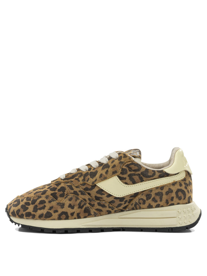 Autry Reelwind Low Sneakers & Slip-On - Marrone | 371e8e405d3c8a095e90940201d467760681996c