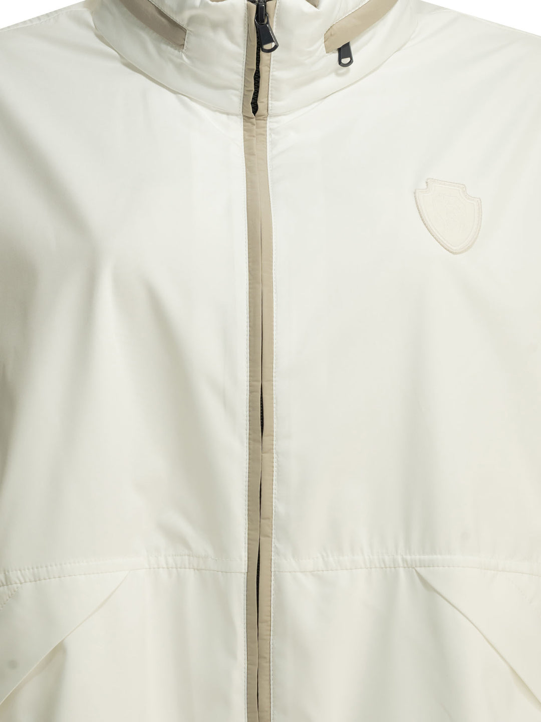 Brunello Cucinelli Raincoat With Logo Jackets and Coats - Bianco | 8cfc1755144e5f0c10b24bc287e68d8d42a32ef9