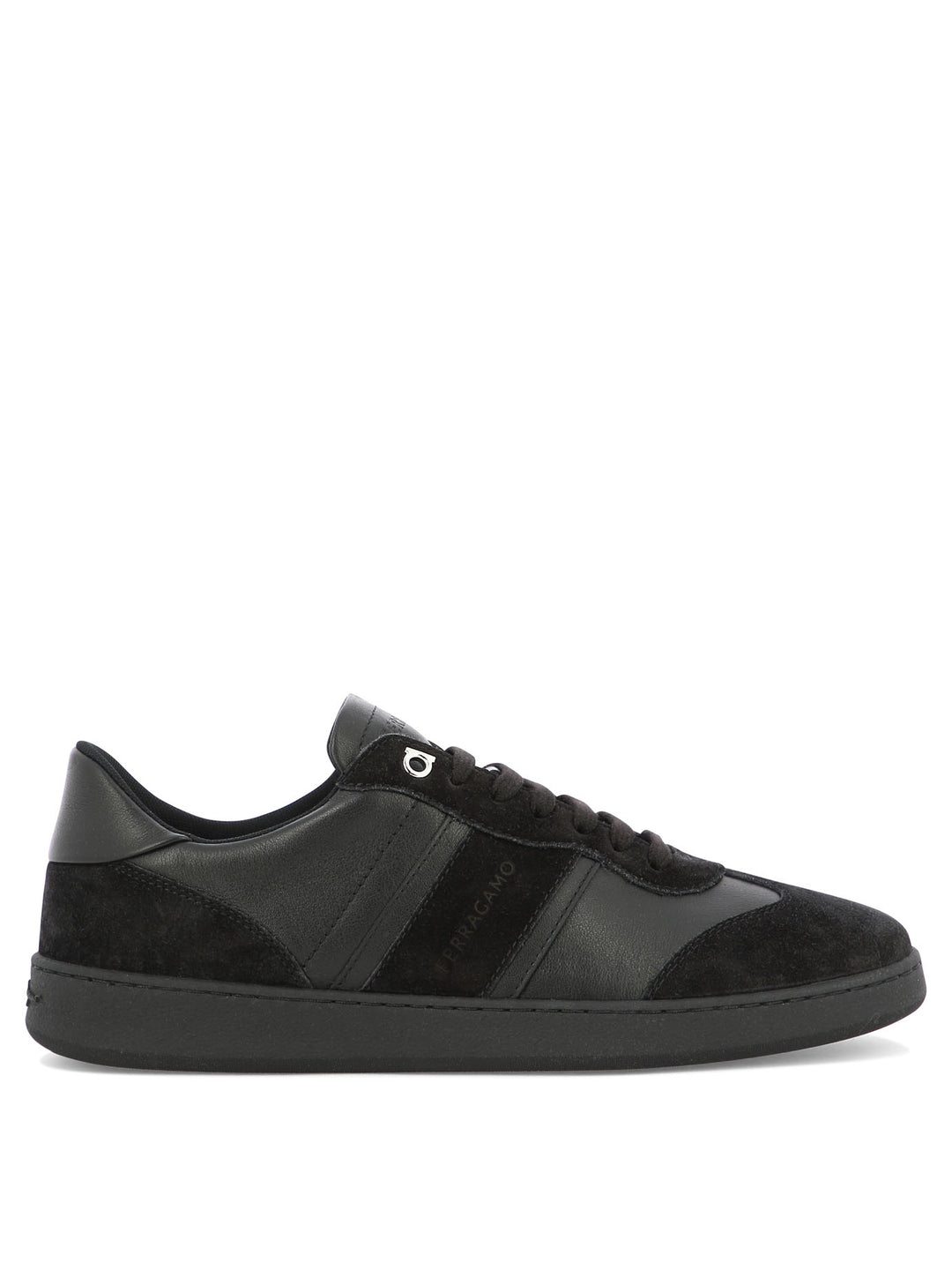 Ferragamo Leather Sneakers Sneakers & Slip-On - Nero | 6214418cd10699924b48e510f012b3b730985a81
