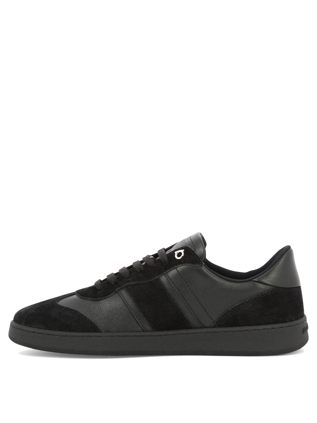 Ferragamo Leather Sneakers Sneakers & Slip-On - Nero | 4cdac77f4424be4c26745e384df9f2a0856dc8f6