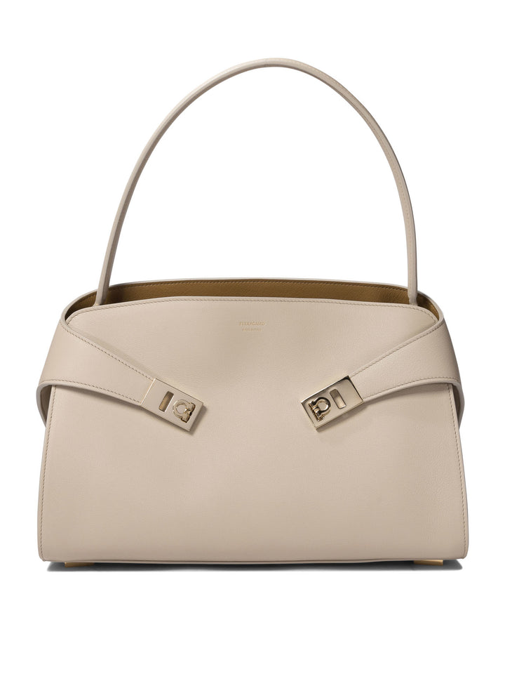 Ferragamo  Borse a Spalla e Tracolla - Grey | fd42dfc24d7233384ff6c6016f42040a4ba709c3