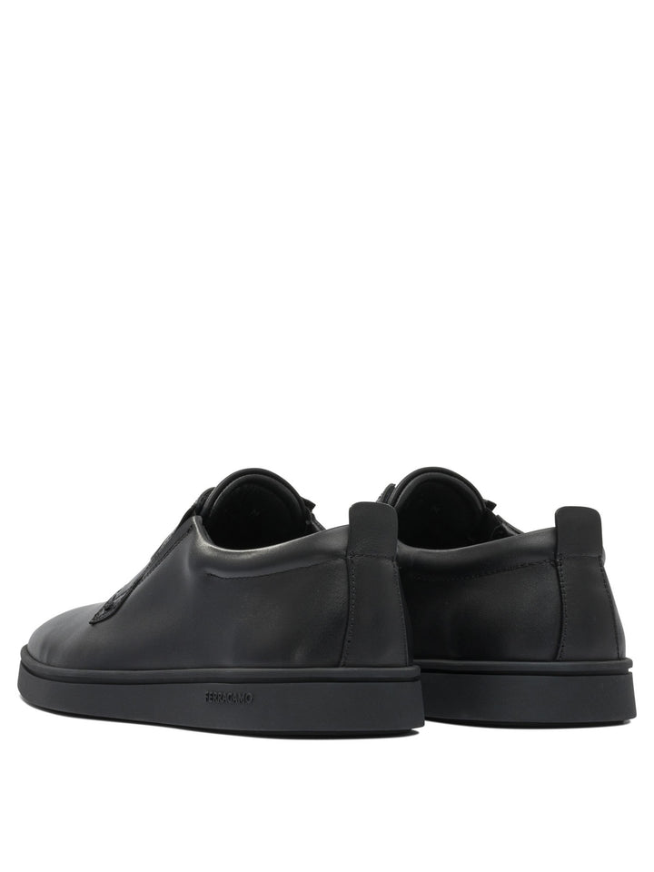 Ferragamo  Sneakers & Slip-On - Nero | f9b2d21640b6179d22391c4eea6e2b61942f283c