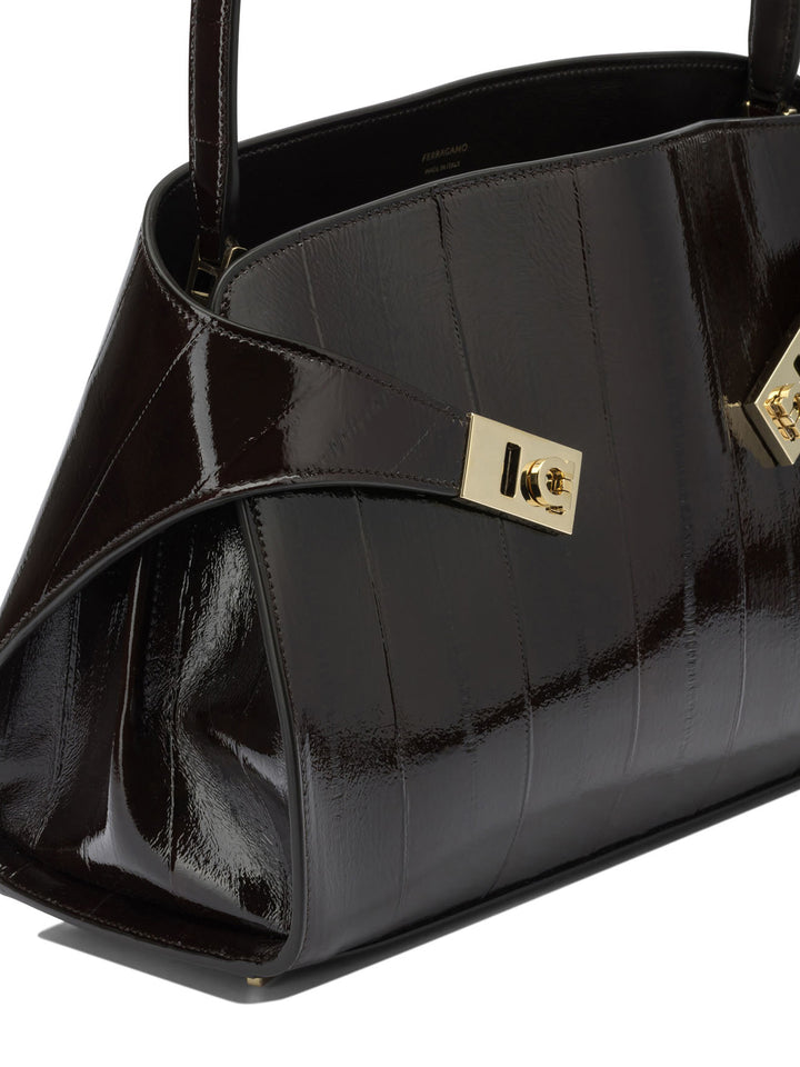 Ferragamo Hug Borse a Spalla e Tracolla - Marrone | 0dce42f1bc194ad3f845aab542d1d0fb436b6283