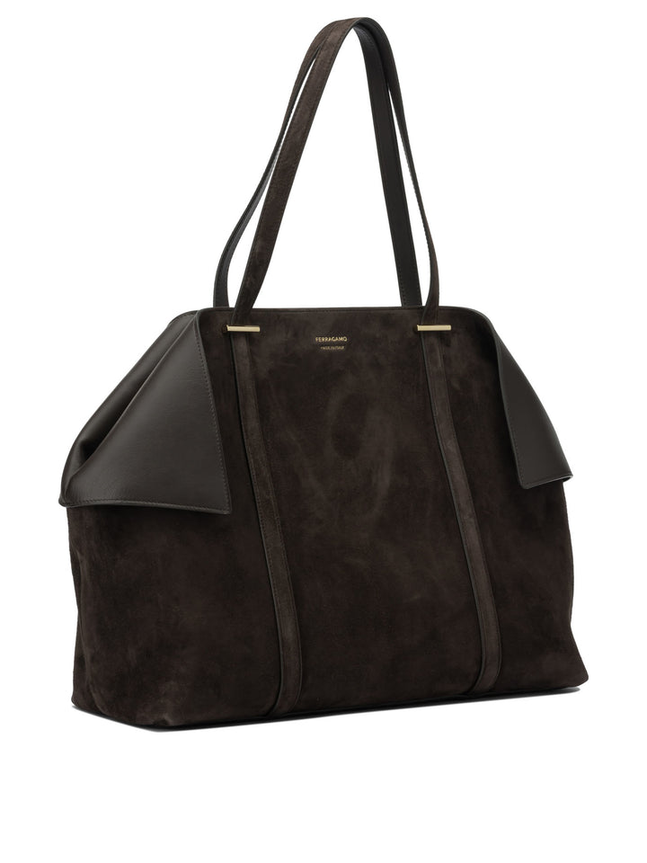 Ferragamo Large Suede Shoulder Bag Borse a Spalla e Tracolla - Marrone | b8efaa9d7de4cd018432624aa9e7666ecd08368d