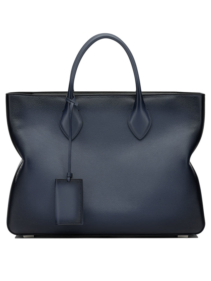 Ferragamo  Borse a Spalla e Tracolla - Nero | c091ac705e74153835329f33c32e195a8c31dbcb