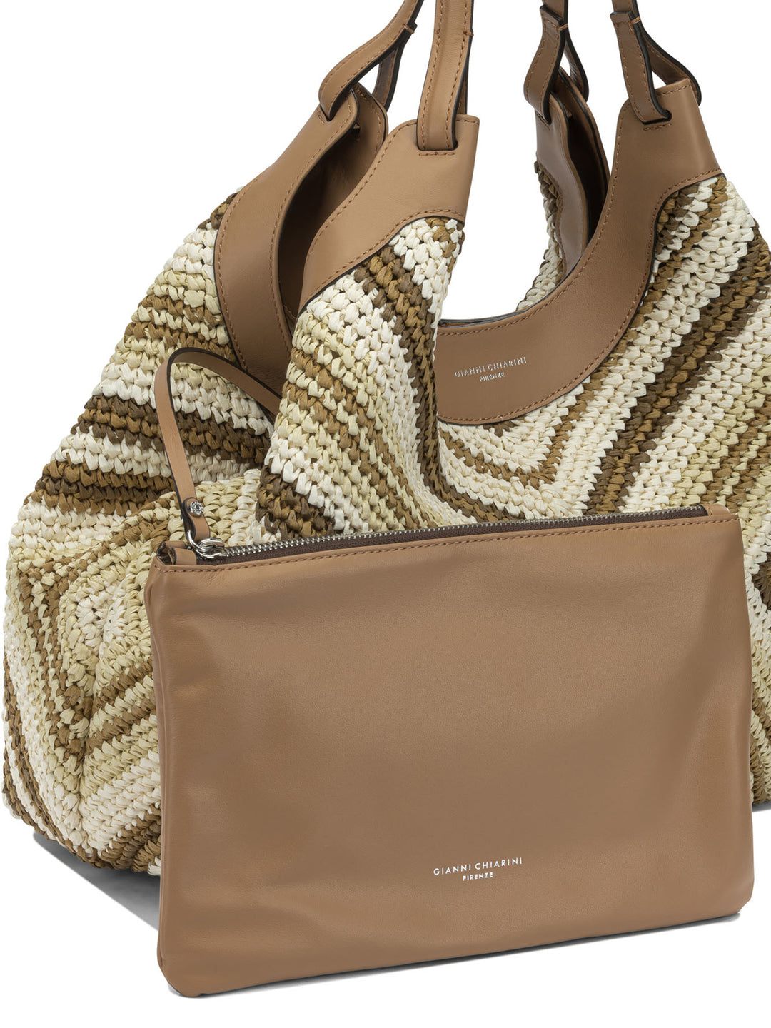 Gianni Chiarini  Borse a Spalla e Tracolla - Beige | b13661c69abb0289b8123fa41c719cd593cf9794