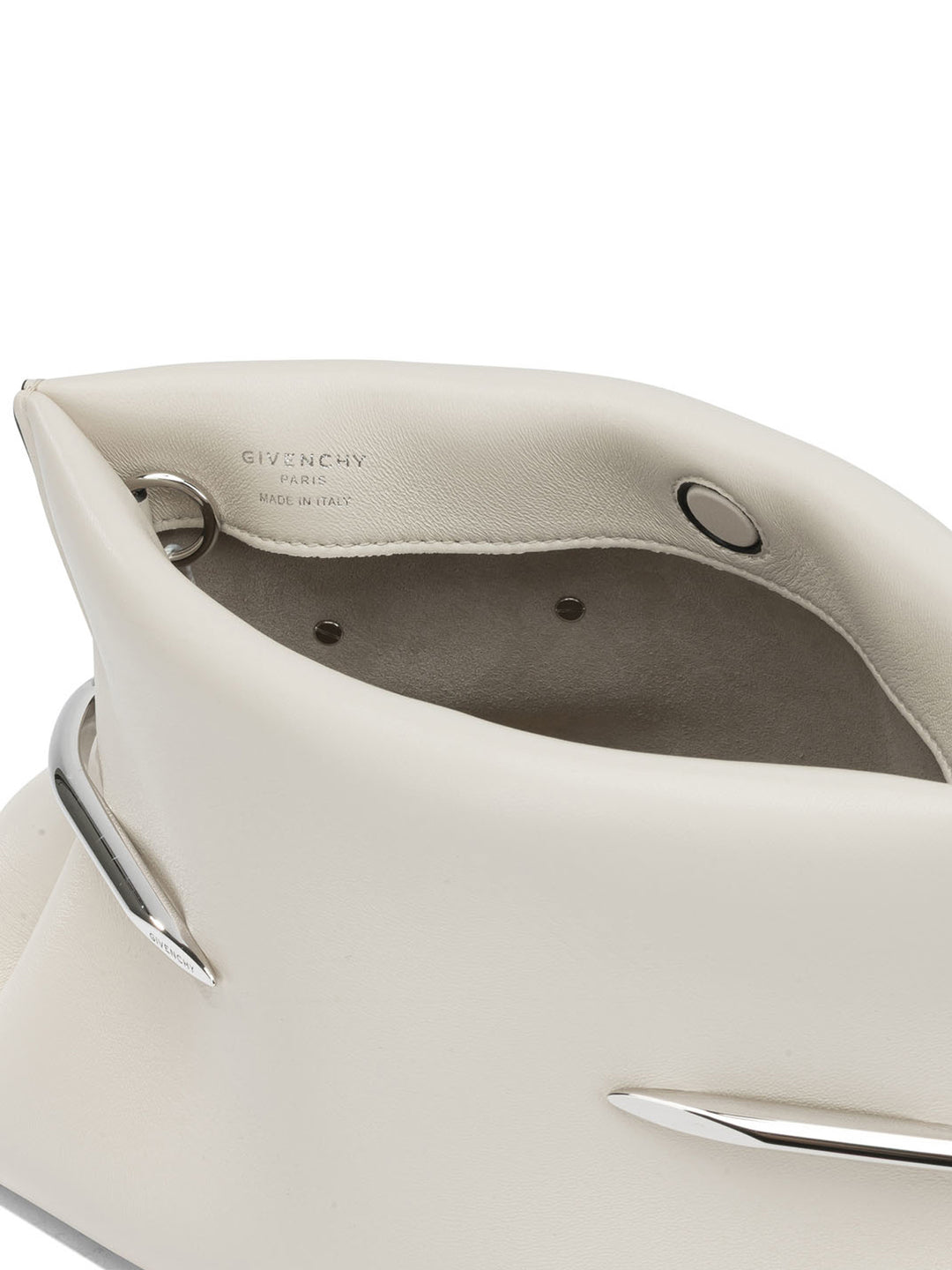 Givenchy Pinch Soft Clutches - Bianco | 9d601a0e080d70663f55af93718632121ed07bf0