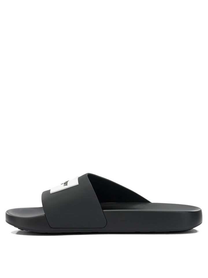Givenchy Label Sandali - Nero | 714e1a5e65e7afb8eb71195396fd09e4bf5528f2
