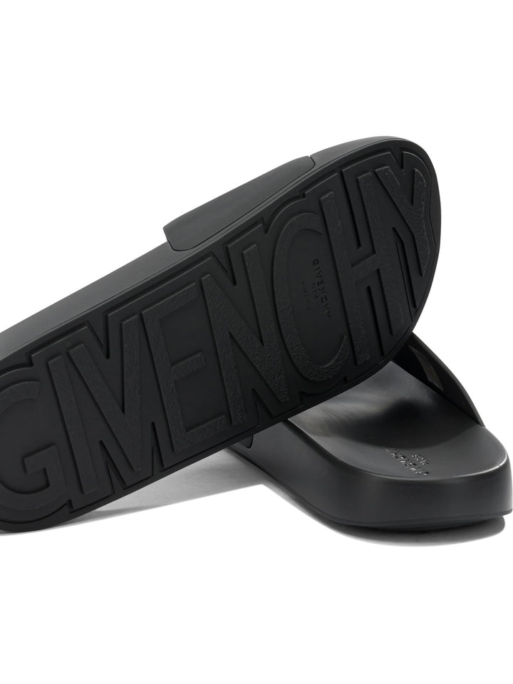 Givenchy Label Sandali - Nero | dcdeca8491e25946063b2dcc1435f3a677255b0b
