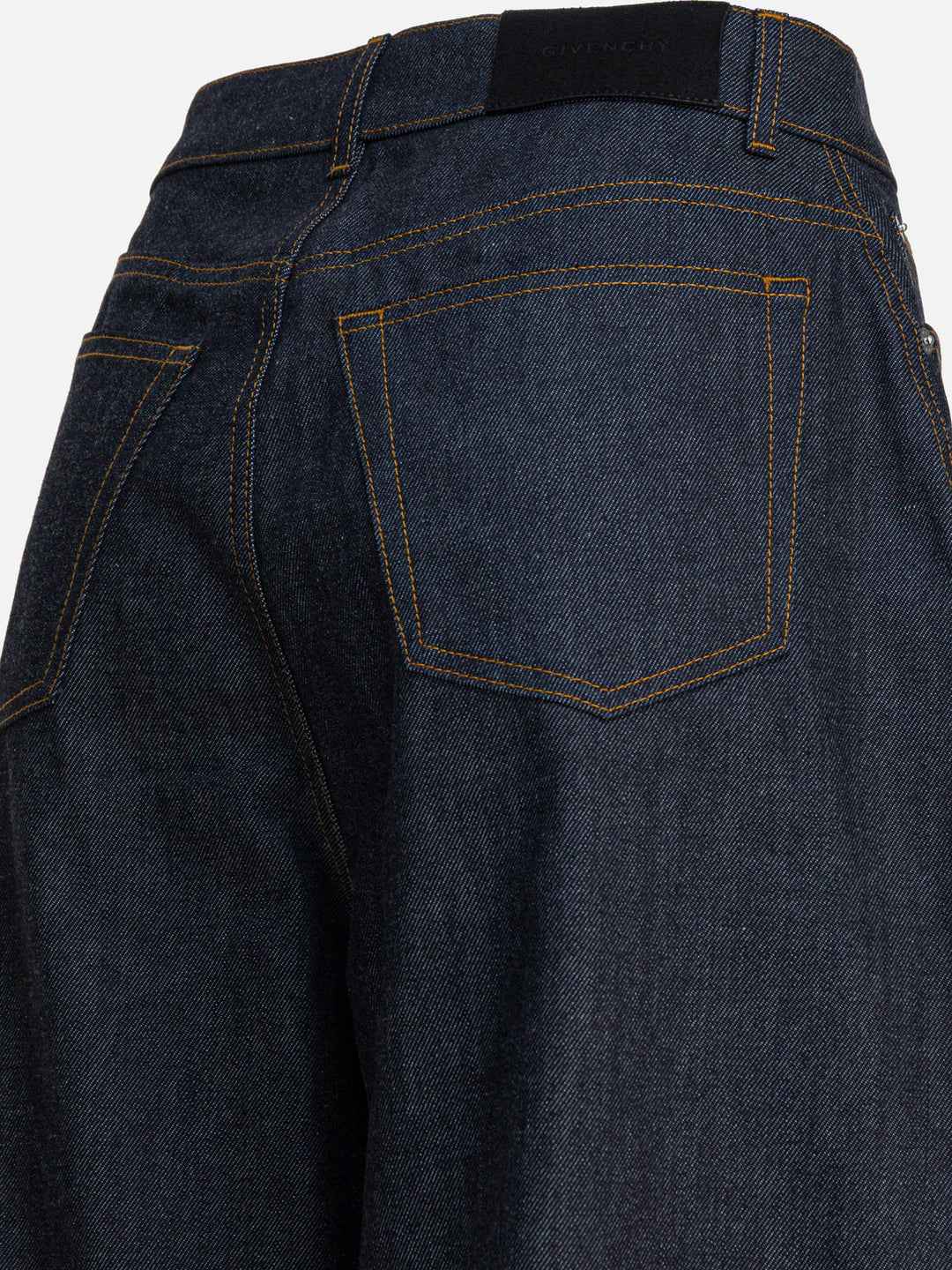 Givenchy Raw Cocoon Jeans - Blu | 534ac53f8c04a3ade4161e012beab3d7f3fb4be5