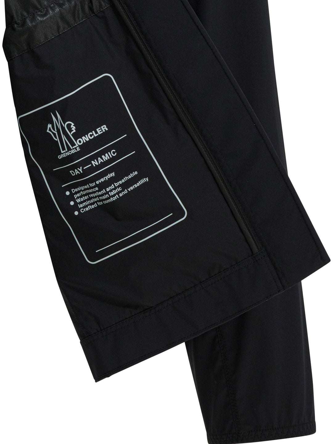 Moncler Grenoble Soulare Jackets and Coats - Nero | e96bcc217b2fb332d7acf5fbe2b0d295eaf6c13a