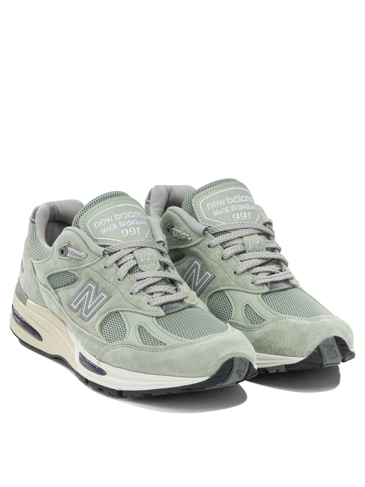 New Balance Made In Uk 991v2 Sneakers & Slip-On - Verde | c6d9962e2e18bcc81e2b62fb0e1eee65cfea6485
