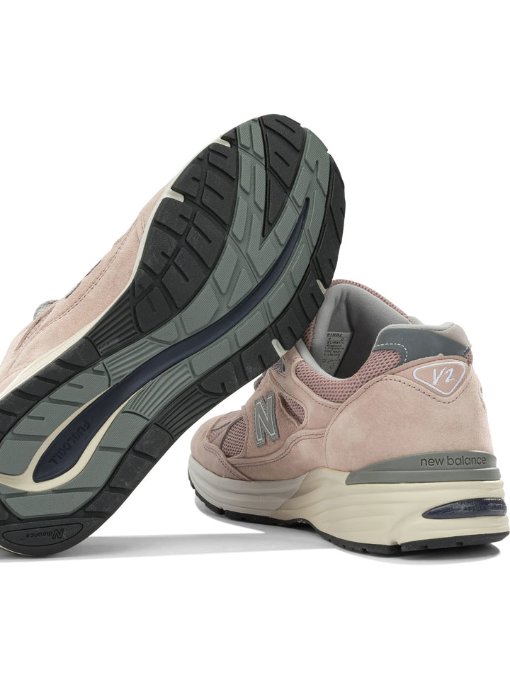 New Balance Made In Uk 991v2 Sneakers & Slip-On - Rosa | acc95281bf1ad57842859ea4df8fca8110bb4e08