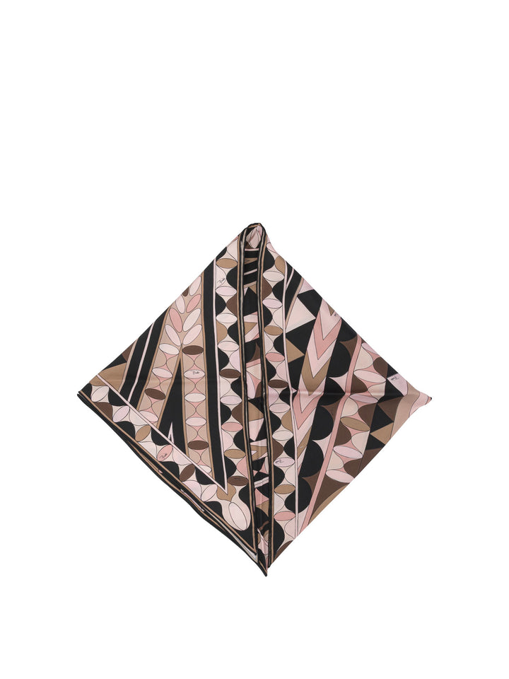 Pucci Manuba Sciarpe & Foulard - Rosa | 897be45e8b6cdffa1e2dc9326ae373ac2e6bb321