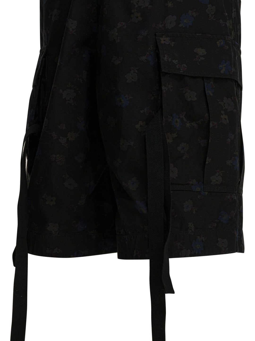 Sacai Floral Cargo Shorts - Nero | f9834ef9622898b5e438b836dfd4cf379ff2c705