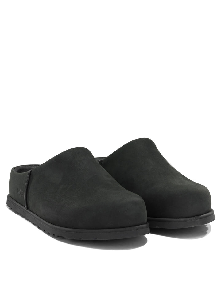 Ugg Otzo Sandali - Nero | 26868ef77c440105daabf723d3b63c5935be32b7