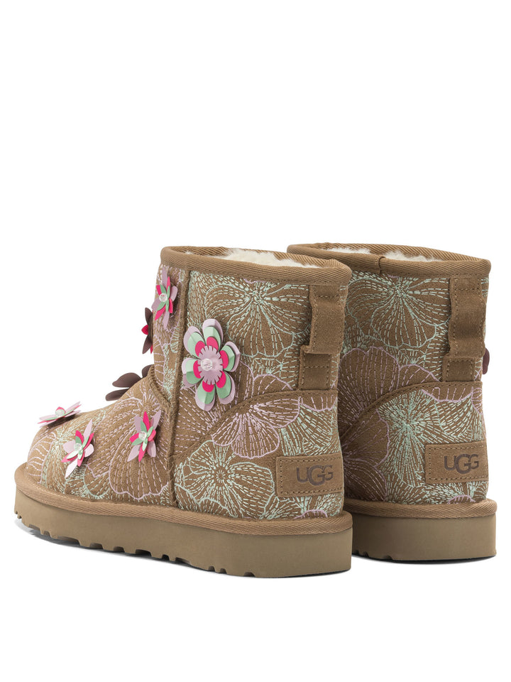 Ugg Classic Mini Meadow Boots and Ankle Boots - Beige | 739c94423c6c1dbce5a0ade48d443a496ea3f2a2