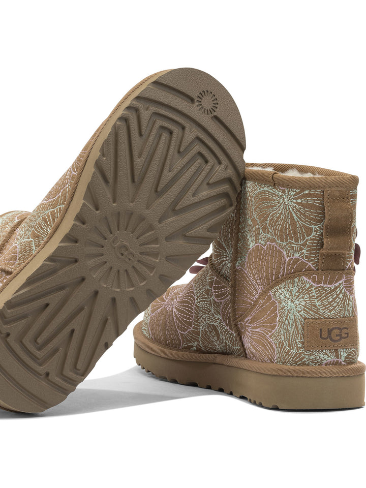 Ugg Classic Mini Meadow Boots and Ankle Boots - Beige | 9af5f42ddc22c86472792f62a91da7ca21267006