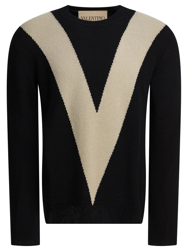 Valentino Wool Sweater With Inlaid V Knitwear - Nero | f23de1242afd849aa895a0a0964fbb87df472ce7
