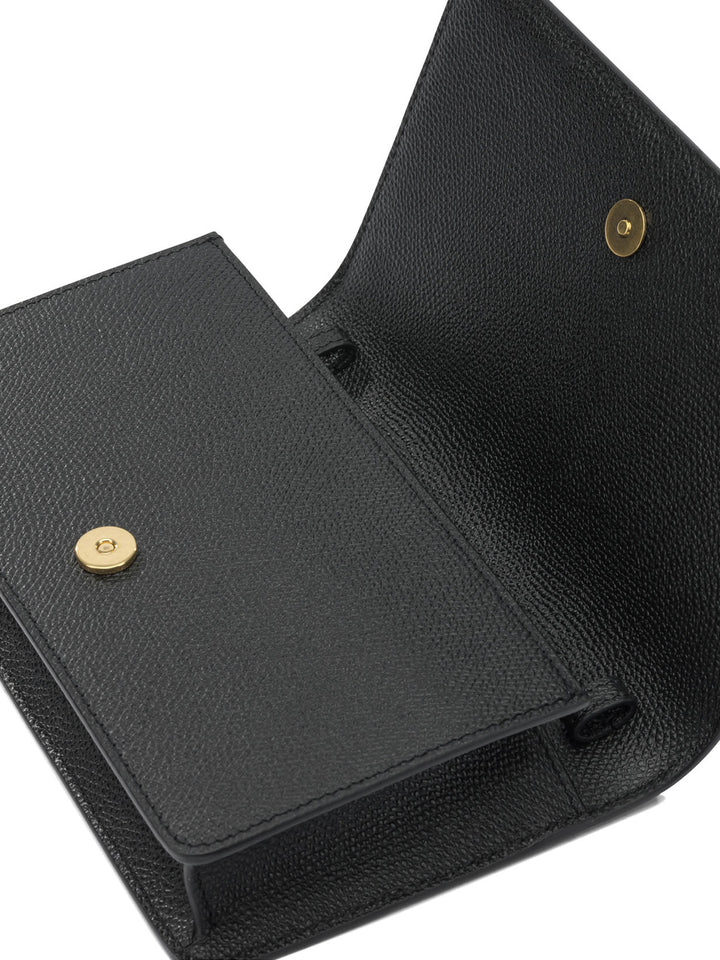 Valentino Garavani Signature Vlogo Clutch Clutches - Nero | d0deb8b345a6d9cdd907330f664444b68edbeb54