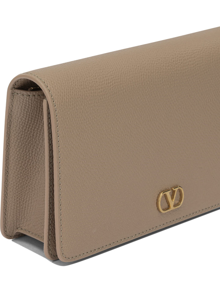 Valentino Garavani Signature Vlogo Clutch Clutches - Rosa | 470c7f180ed3ef74087034dcfc9bef40f3d8cf26