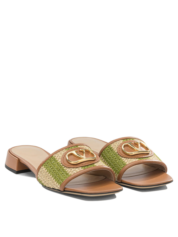 Valentino Garavani Slide Vlogo Signature Sandali - Beige | b916940e7dba4f75154003474f3c215e2397360c